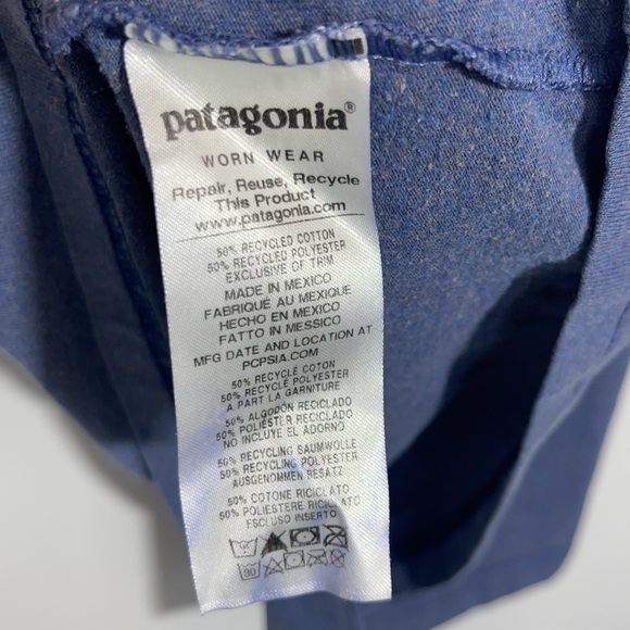 PATAGONIA LINE LOGO RIDGE POCKET RESPONSIBILI-TEE MEN'S BLUE BACK GRAPHIC LARGE - Picture 11 of 13